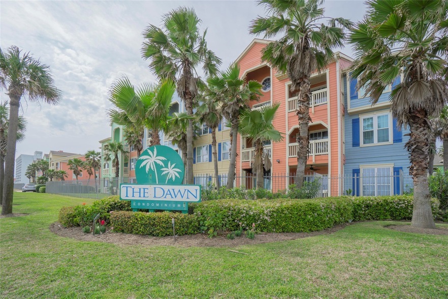 Foto principal - 7000 Seawall Blvd