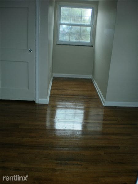 Building Photo - 12305 Whitehill St