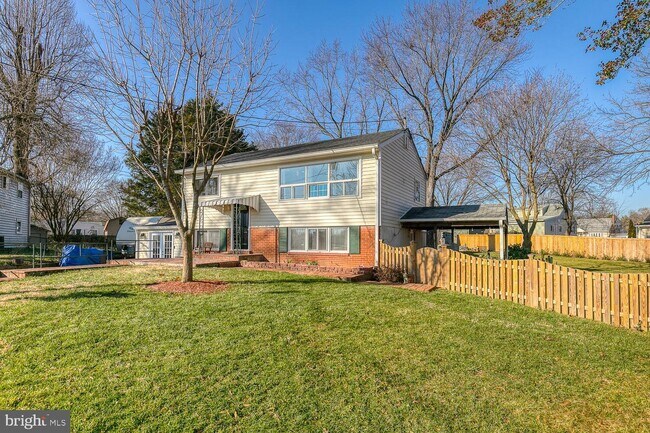 Foto del edificio - 1206 Riggs Ct