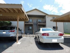 Building Photo - 1157 E Carolina Ave