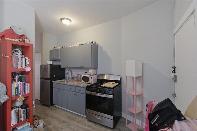 Foto del edificio - 5018 S Blackstone Ave