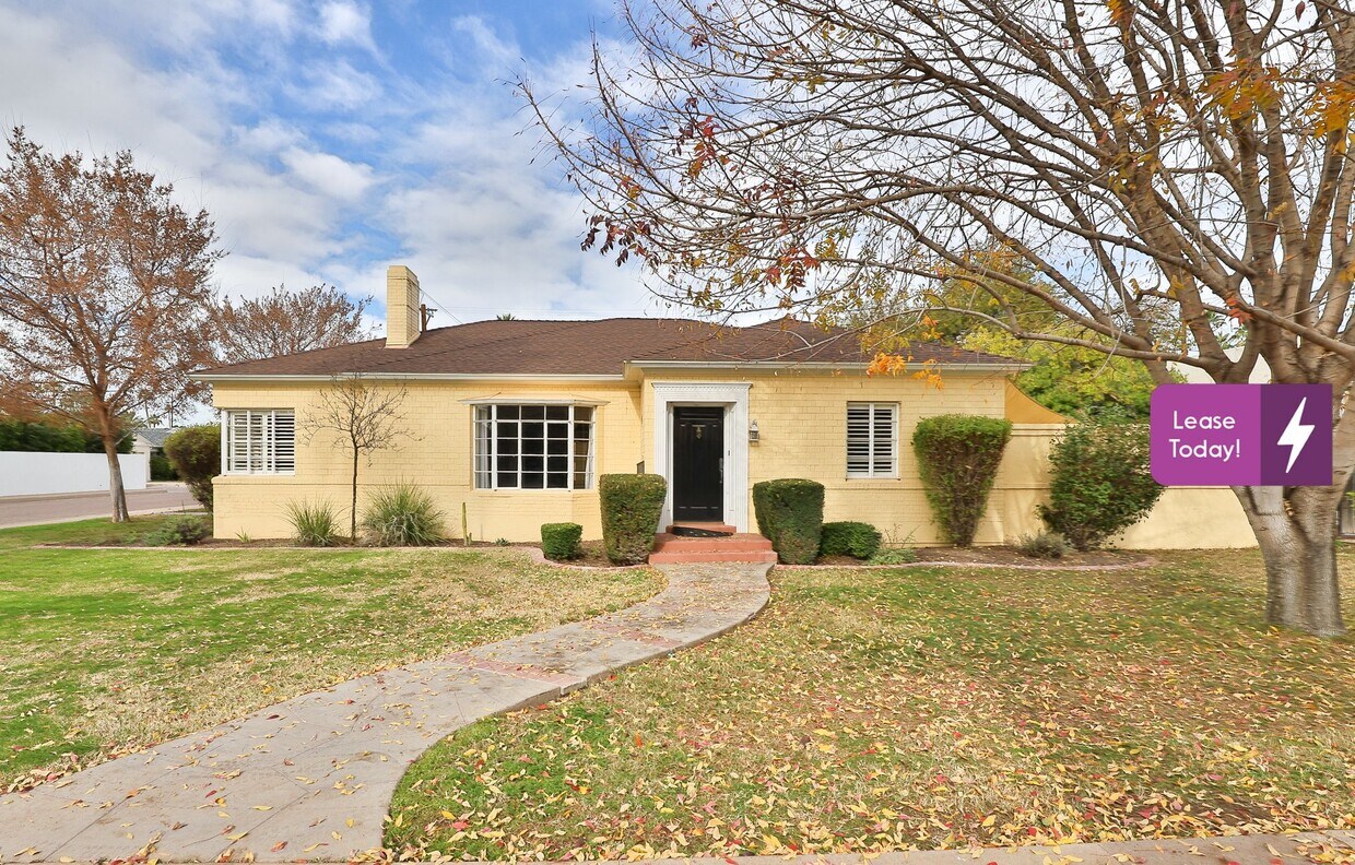 Primary Photo - 732 W Palm Ln