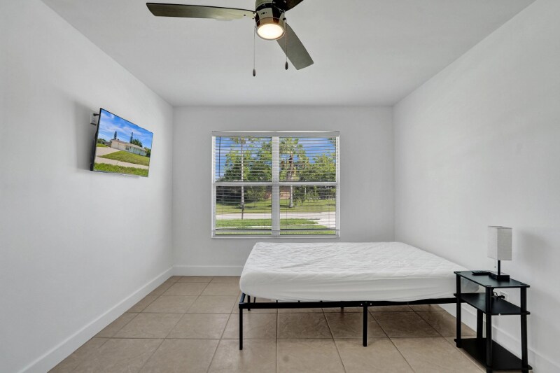 Foto principal - 303 NE Solida Cir