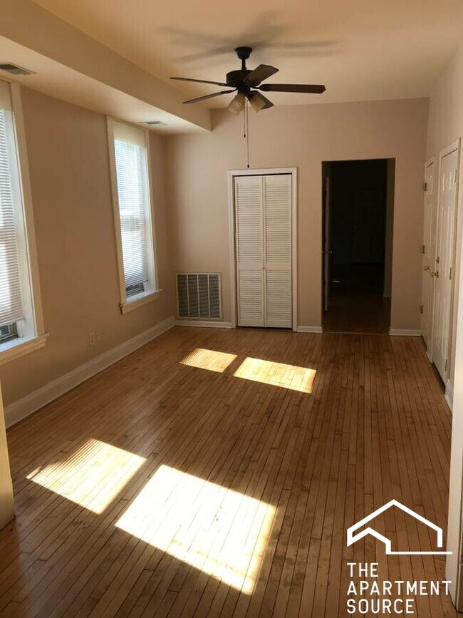 Foto del edificio - 1739 W Le Moyne St