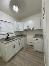 Building Photo - 200 NW 13th St