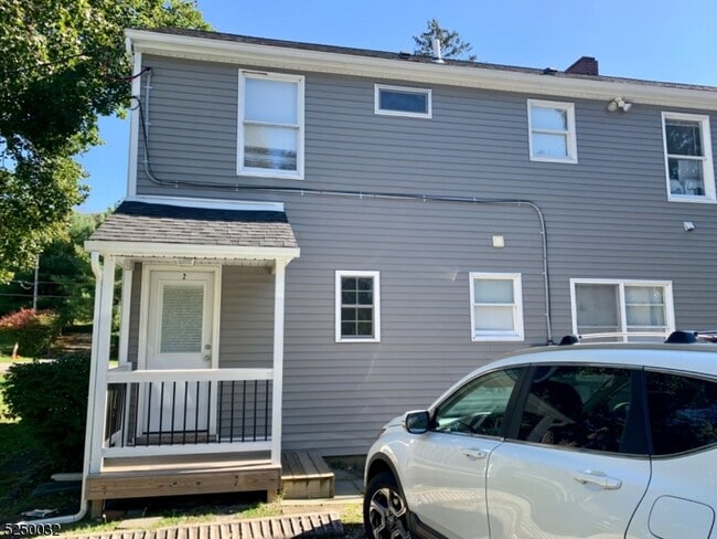 Building Photo - 21 Buckwheat Rd