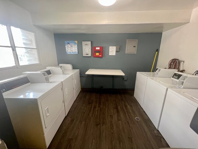 Building Photo - Pioneer Place Apartments