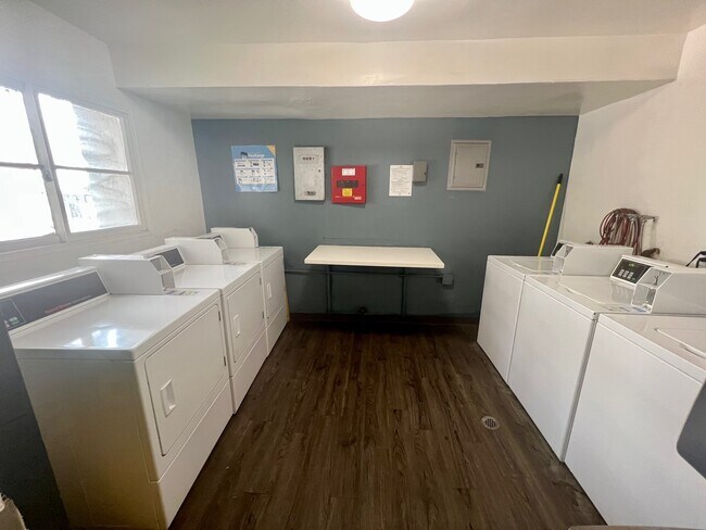 Foto del edificio - Pioneer Place Apartments