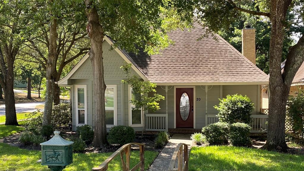 20 Shady Oak Ln, Panorama Village, TX 77304 House Rental in Panorama Village, TX