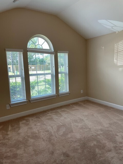 Foto del edificio - 18234 Willow Edge Dr