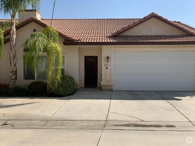 Building Photo - 654 Clover Meadow Ct