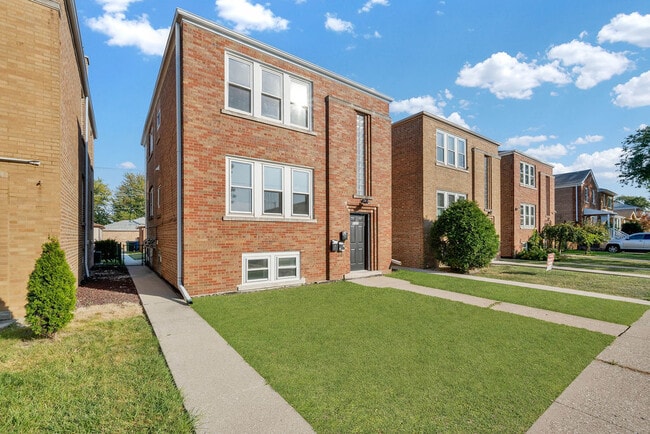 Building Photo - 5527 S Mason Ave