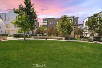 Building Photo - 148 Acamar