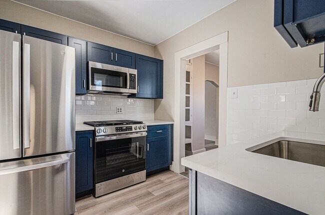 Foto del edificio - Modern Remodel with Classic Charm in Prime SoBo Location