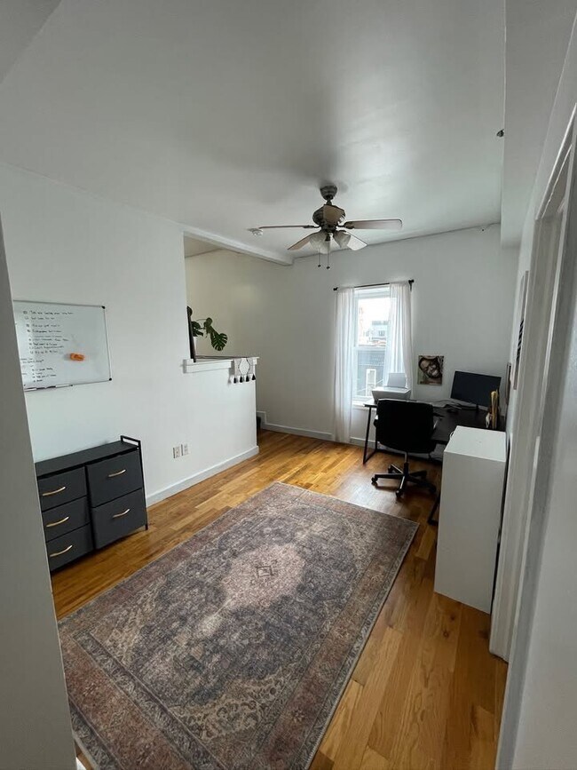 Foto del edificio - 2400 Carpenter St