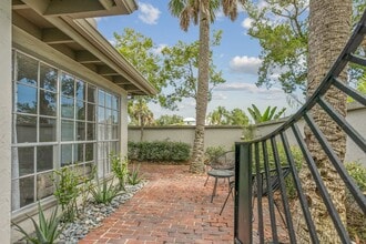 Building Photo - 64 Dolphin Dr