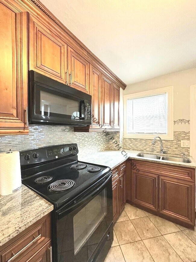 Foto del edificio - 1420 N Harlem Ave