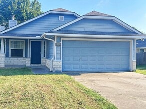 Building Photo - 305 Duprie Dr
