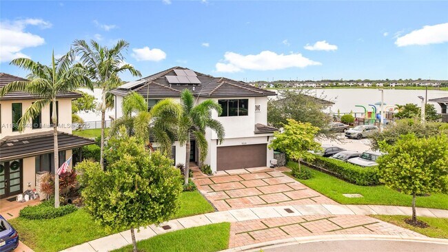 Foto del edificio - 15530 NW 89th Ct