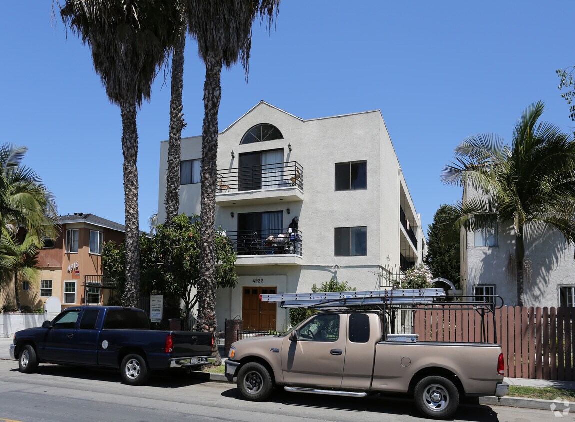 Building Photo - 4922 S Slauson Ave