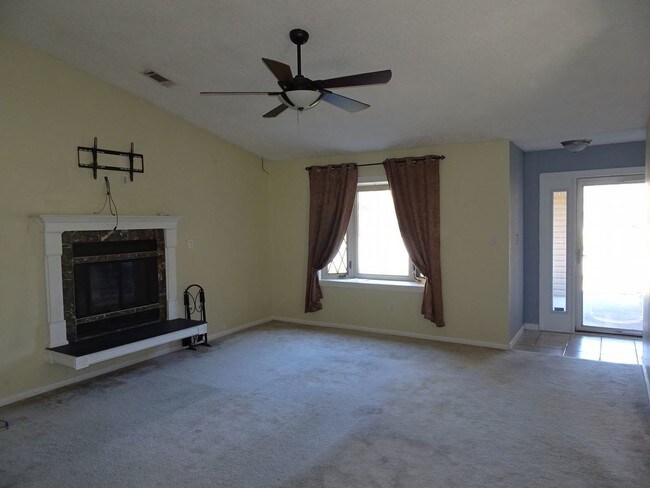 Foto del edificio - Single Family Ranch in Larskpur