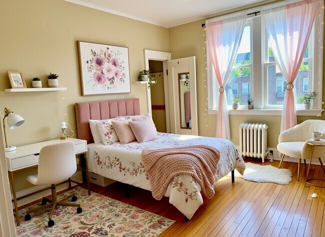 Building Photo - 68 Egmont St