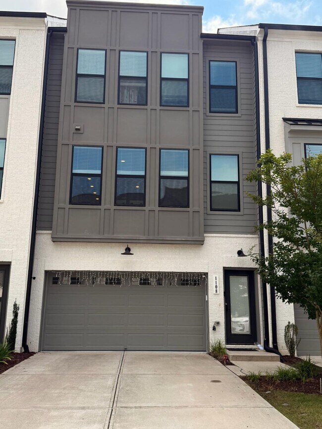 Foto del edificio - 1108 Kiernan Grove Ln