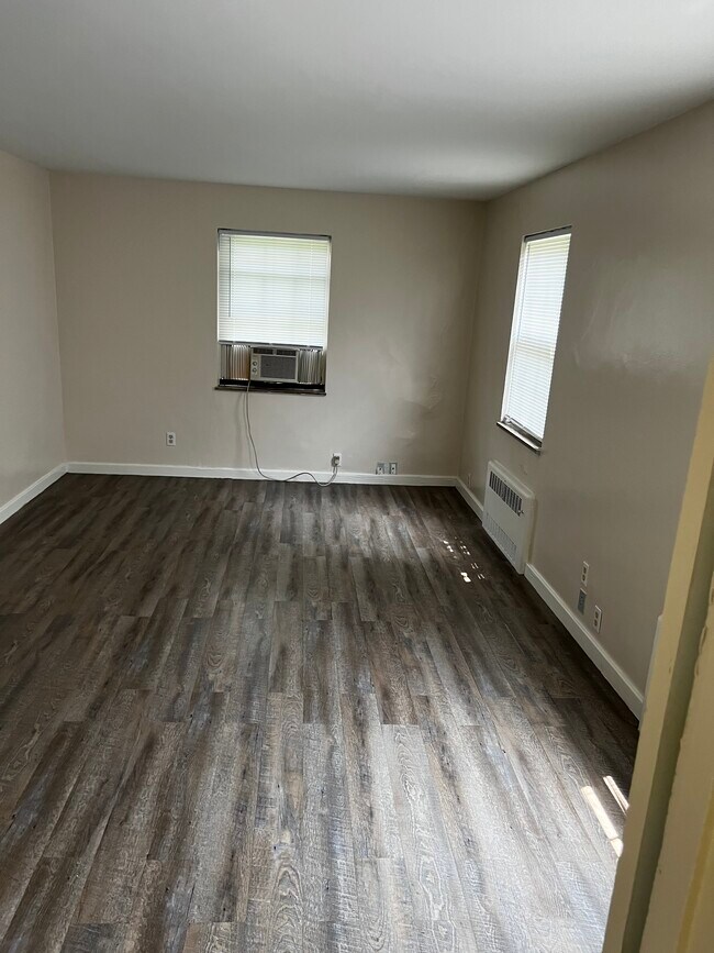 Foto del edificio - 3510 Cornell Rd