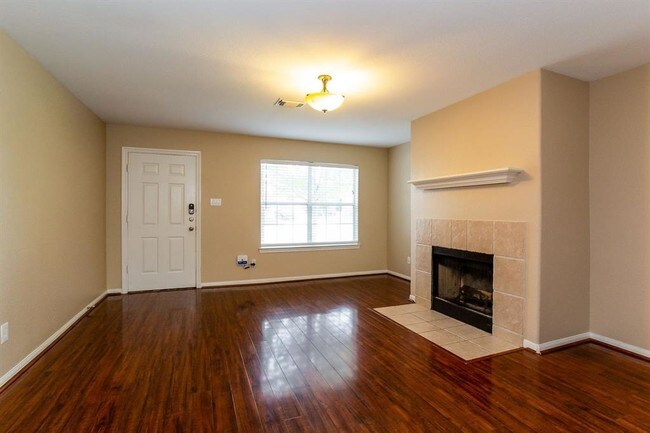 Building Photo - 3529 Stonehenge Dr