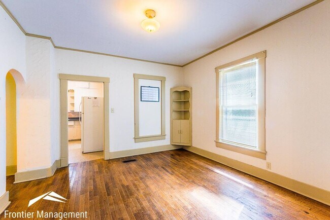 Building Photo - 3 Bedroom Home Next to City Park and Minutes From Campus and Downtown!