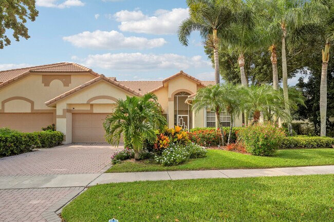 Foto del edificio - 7136 Ashford Ln