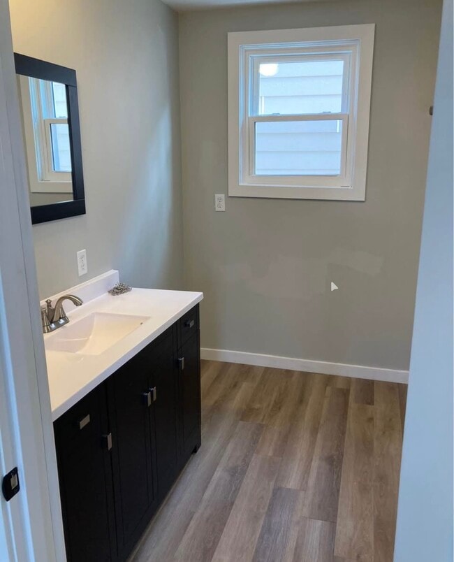 Building Photo - 221 1st St NW