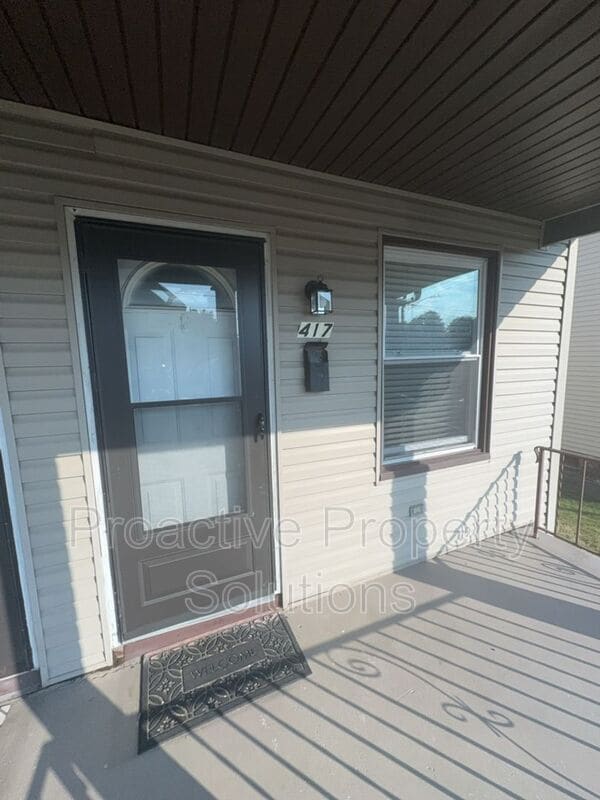 Building Photo - 415-417-417 17th Ave