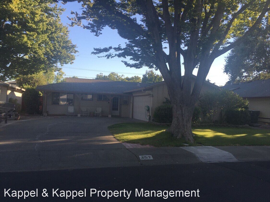 Primary Photo - 3 br, 2 bath House - 257 Ironwood Street