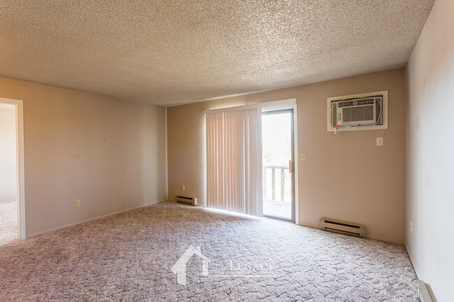 Building Photo - 1280 Boulder Dr
