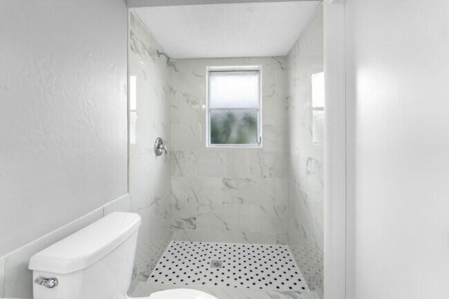 Foto del edificio - 2935 SE 15th Pl