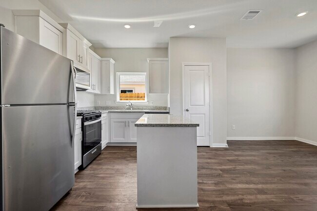 Building Photo - 25511 Blooming Hazel Dr