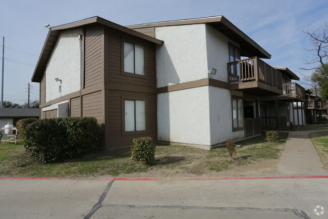 Building Photo - Richland Village Apartments