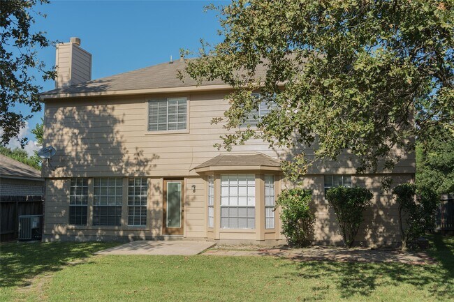 Foto del edificio - 25727 Bearborough Dr