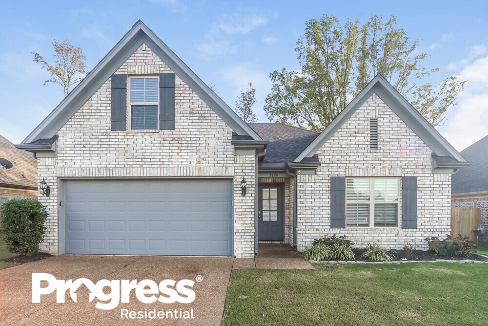 Foto principal - 1329 Hemlock Dr