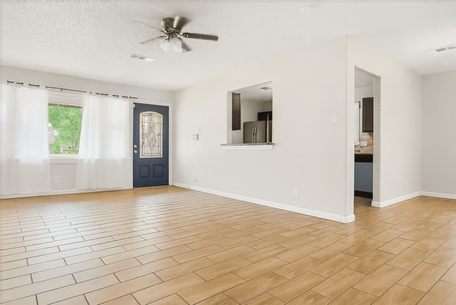 Building Photo - 2905 Fannin St