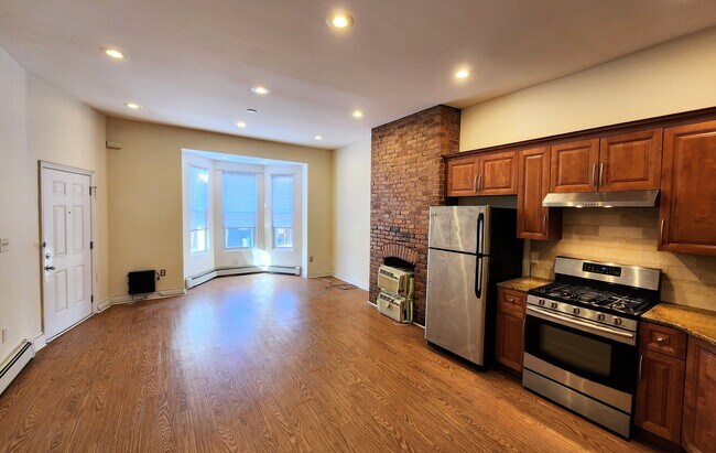 Photo - 244 Whiton St Apartment
