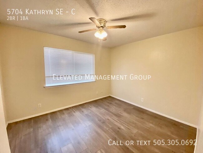 Foto del edificio - 5704 Kathryn Ave SE