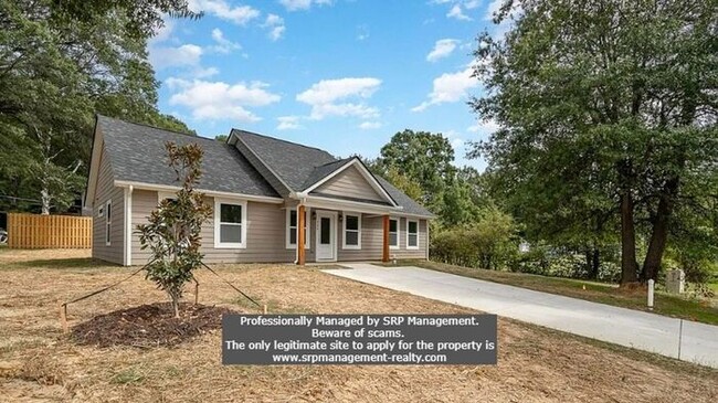 Building Photo - Charming BRAND NEW 3BR/2BA For Rent in Cha...