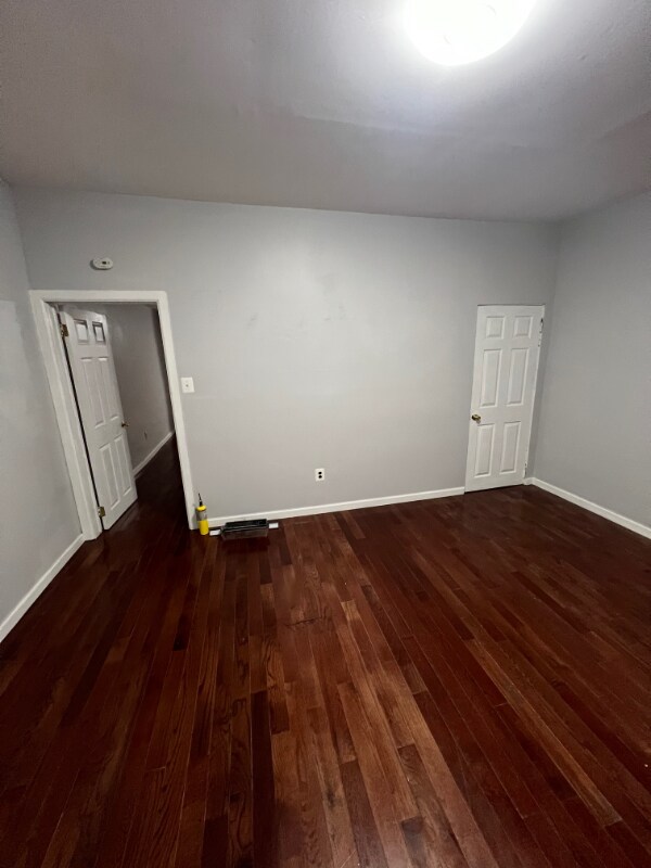 Building Photo - 608 Tasker St
