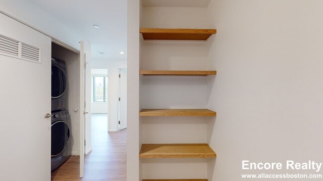 Building Photo - 345 Harrison Ave