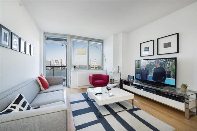 Foto principal - 0 bedroom in LONG ISLAND CITY NY 11109