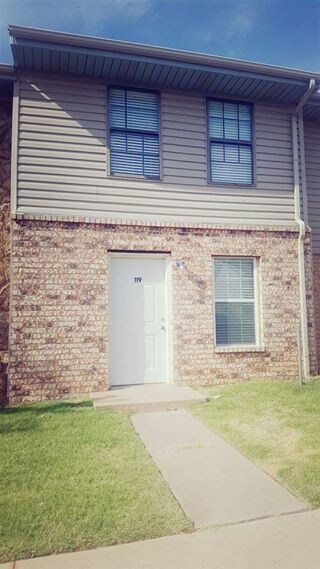 Primary Photo - 102 Wes Rd