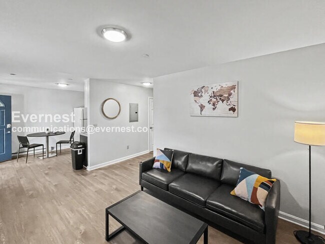 Foto del edificio - 6 Bob Cat Ct