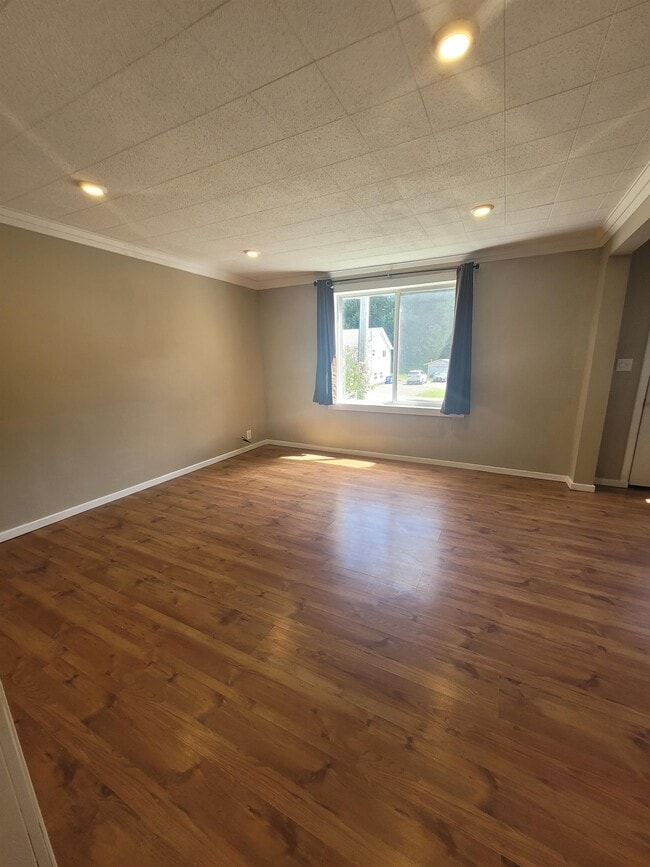 Photo du bâtiment - 415-411 11 Ave E